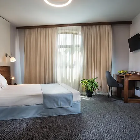 Uniqato Hotel Stara Zagora Zewnętrze zdjęcie