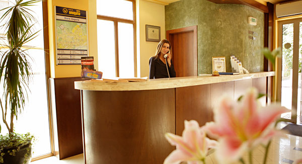 Uniqato Hotel