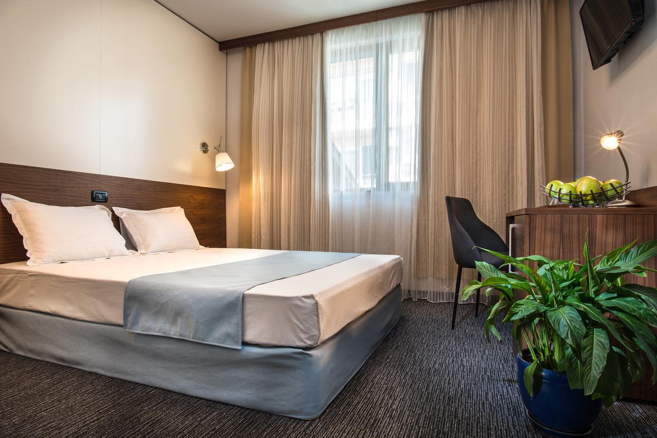 Uniqato Hotel